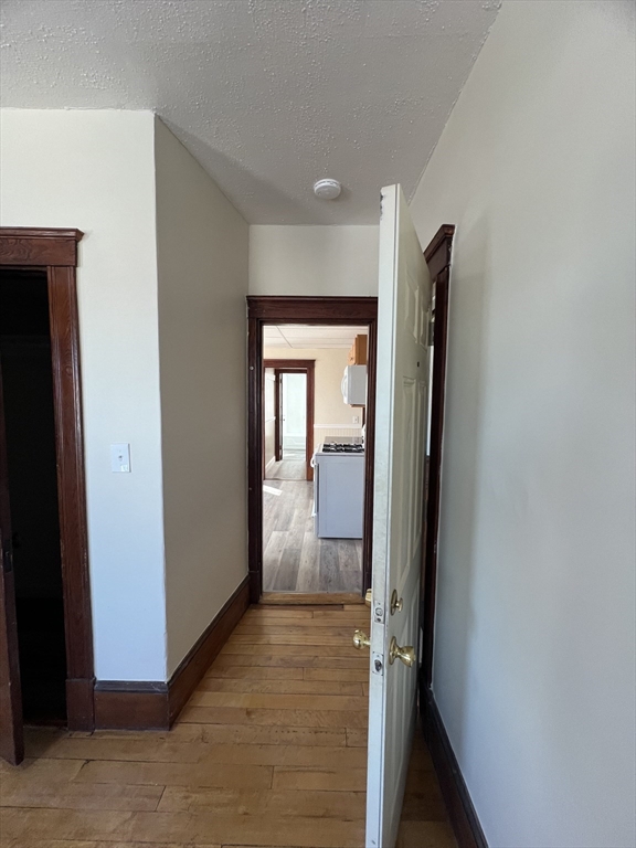 28 Cleveland Avenue, Unit 6 Brockton, MA 02301 - Photo 2 of 8