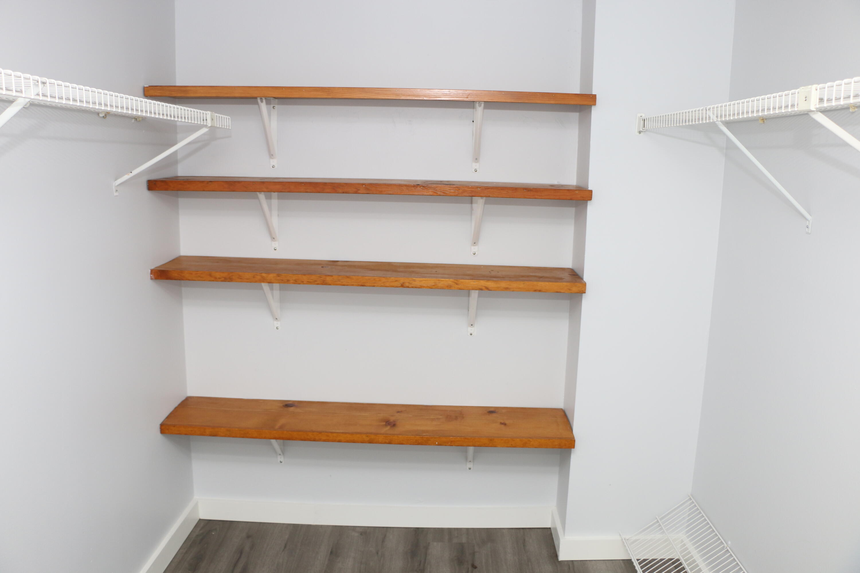 400 Club Circle, Unit 102 Boca Raton, FL 33487 - Photo 11 of 15 Master Closet