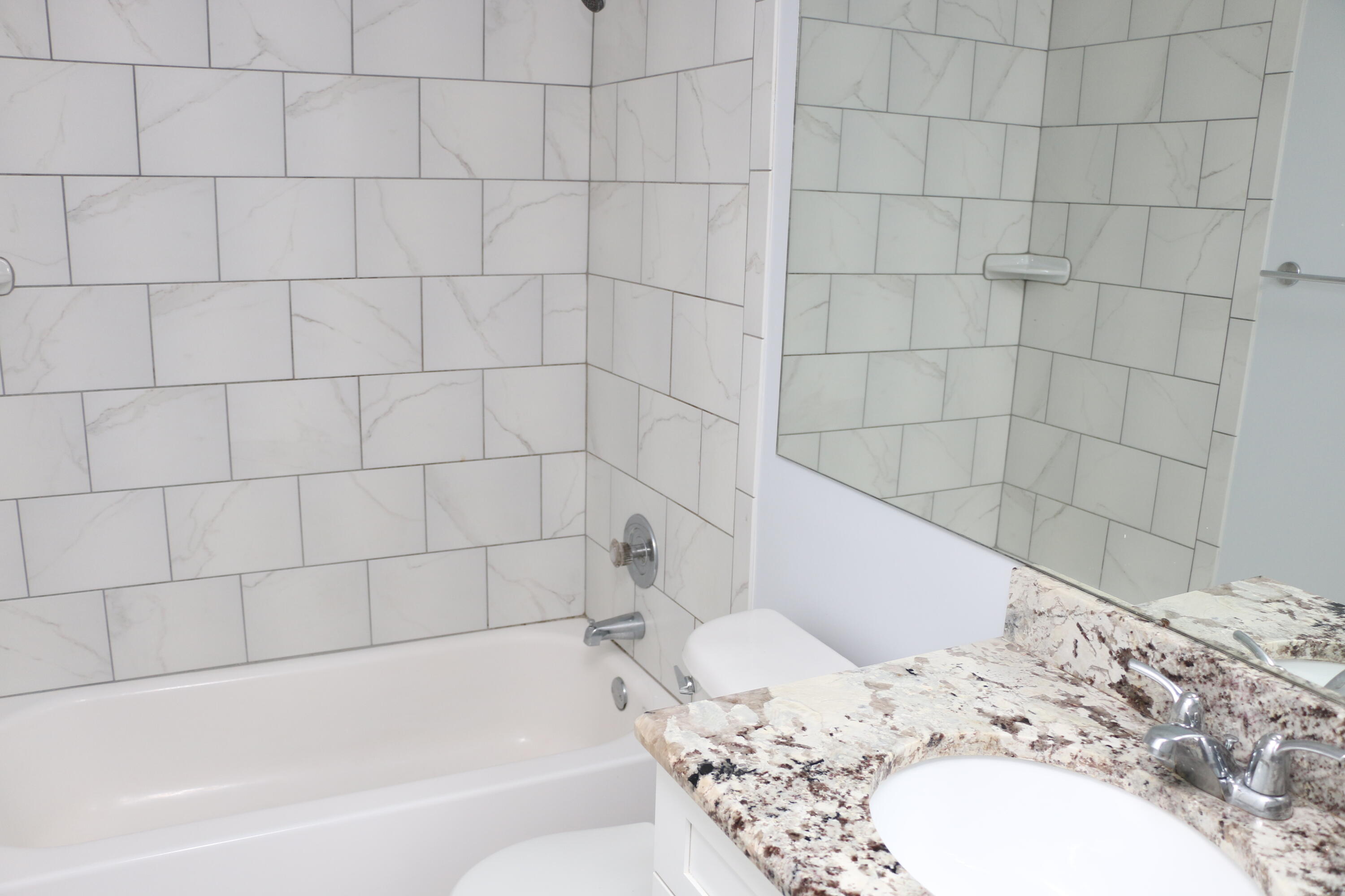 400 Club Circle, Unit 102 Boca Raton, FL 33487 - Photo 13 of 15 2nd Bath