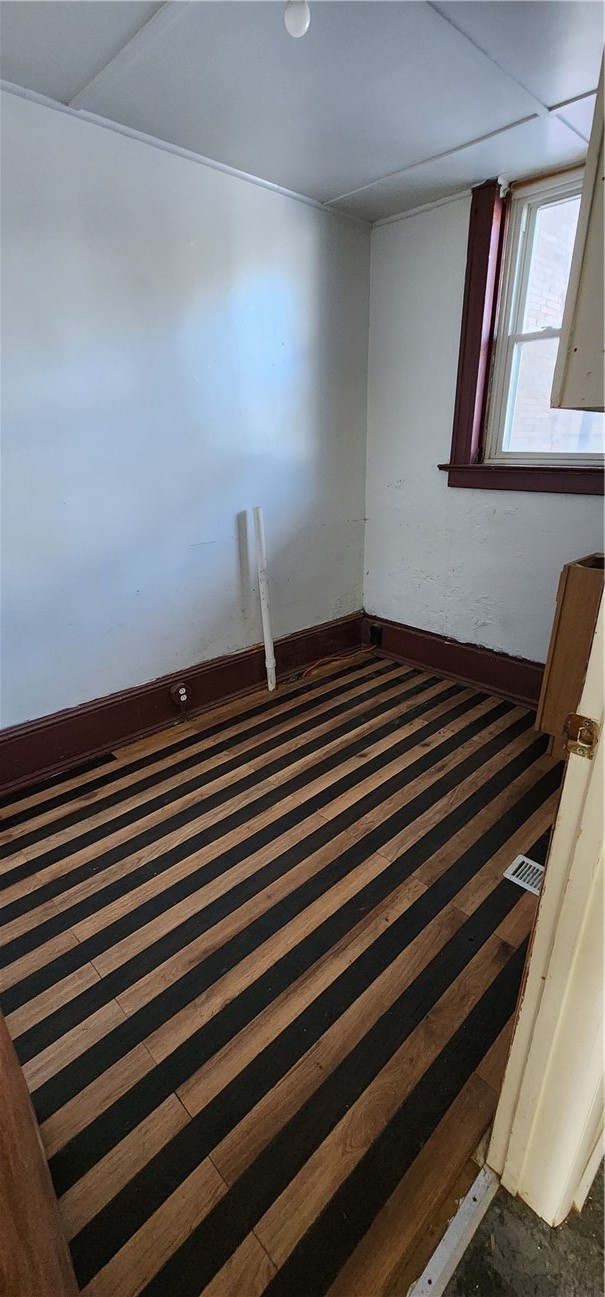 12 West Main Street Manchester, NY 14548 - Photo 13 of 29