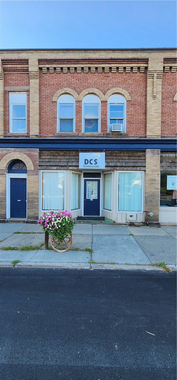 12 West Main Street Manchester, NY 14548 - Photo 3 of 29