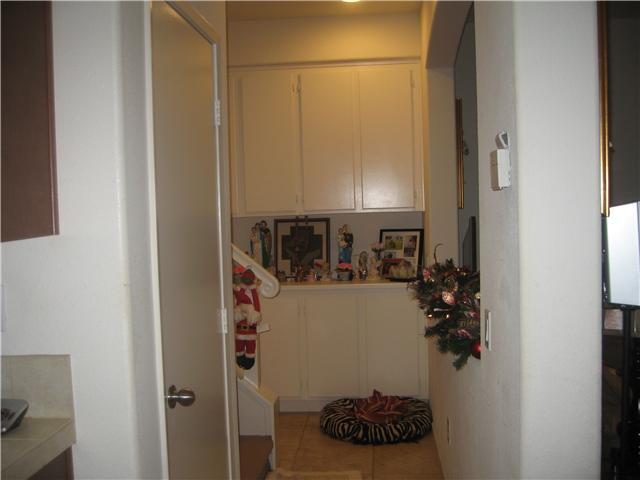 1460 Levant Lane, Unit 4 Chula Vista, CA 91913 - Photo 7 of 16 Hallway
