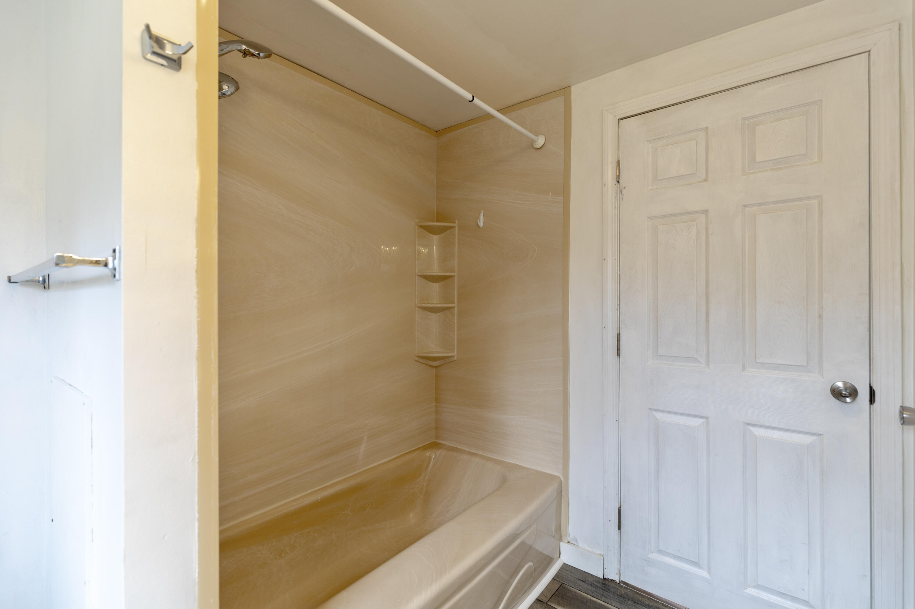 208 Pinecrest Road Portland, ME 04102 - Photo 31 of 50 208PinecrestPortland_027