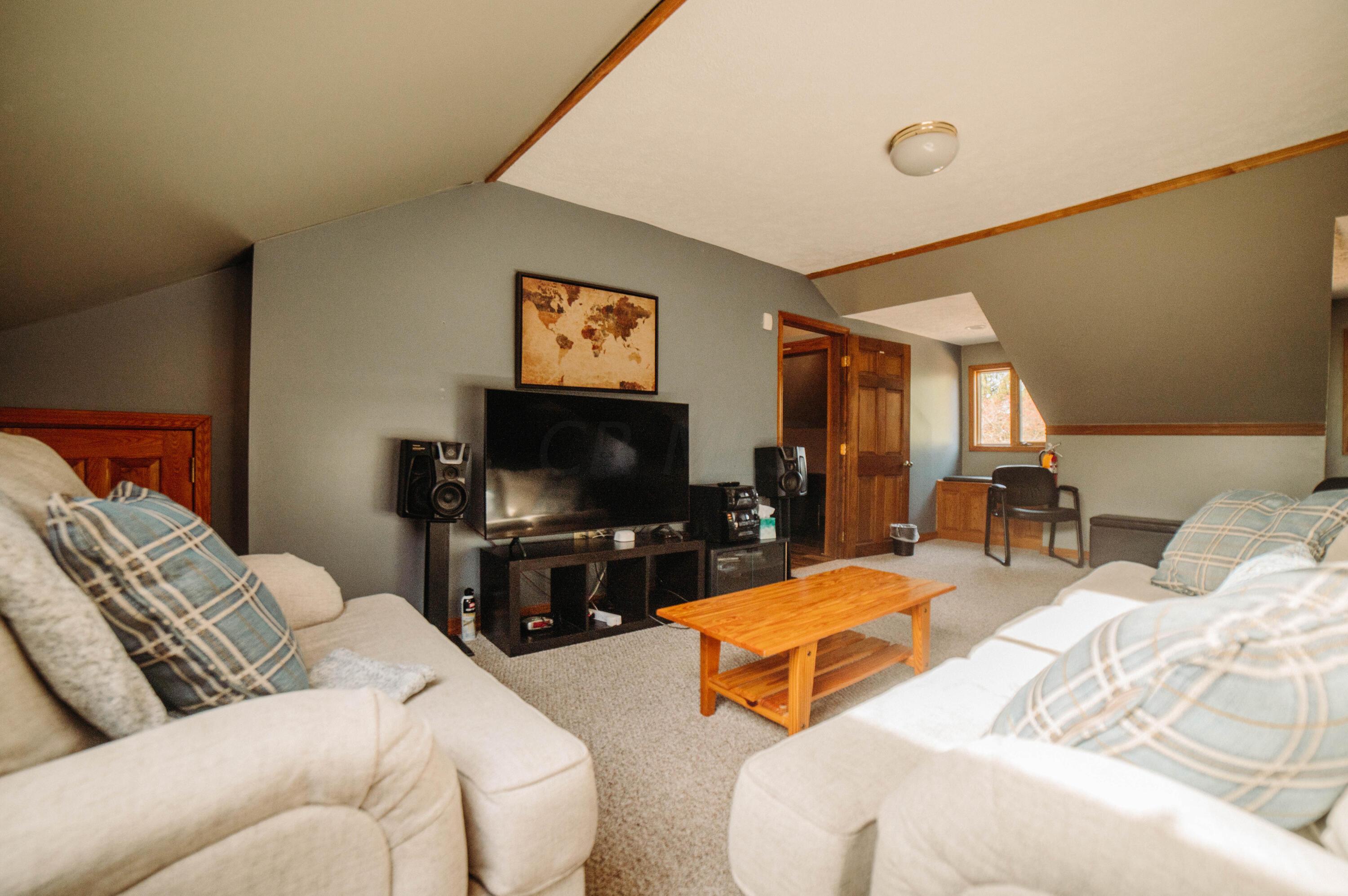 64046 Bethel Road Creola, OH 45622 - Photo 53 of 77 Liberty Lodge ©Stephanie West Photograph