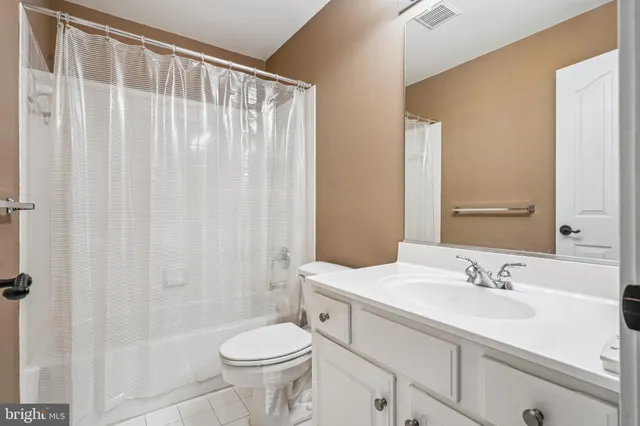 $1,999,990 | 11033 Daybreak Court, North Bethesda, MD 20852