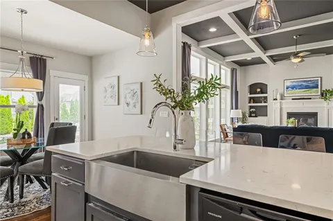 $875,000 | 15854 West 165th Terrace, Olathe, KS 66062