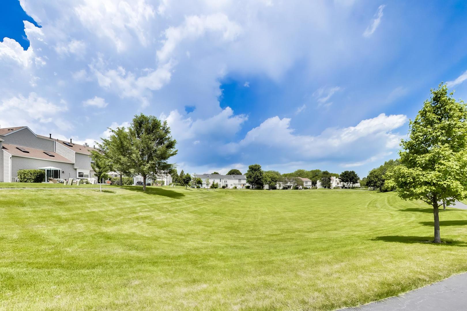 2 Chaucer Lane, Unit B Streamwood, IL 60107 - Photo 21 of 22