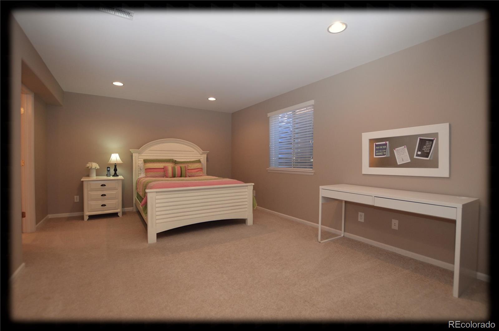 9575 South Hackberry Street Highlands Ranch, CO 80129 - Photo 18 of 29 Gallery Image 18