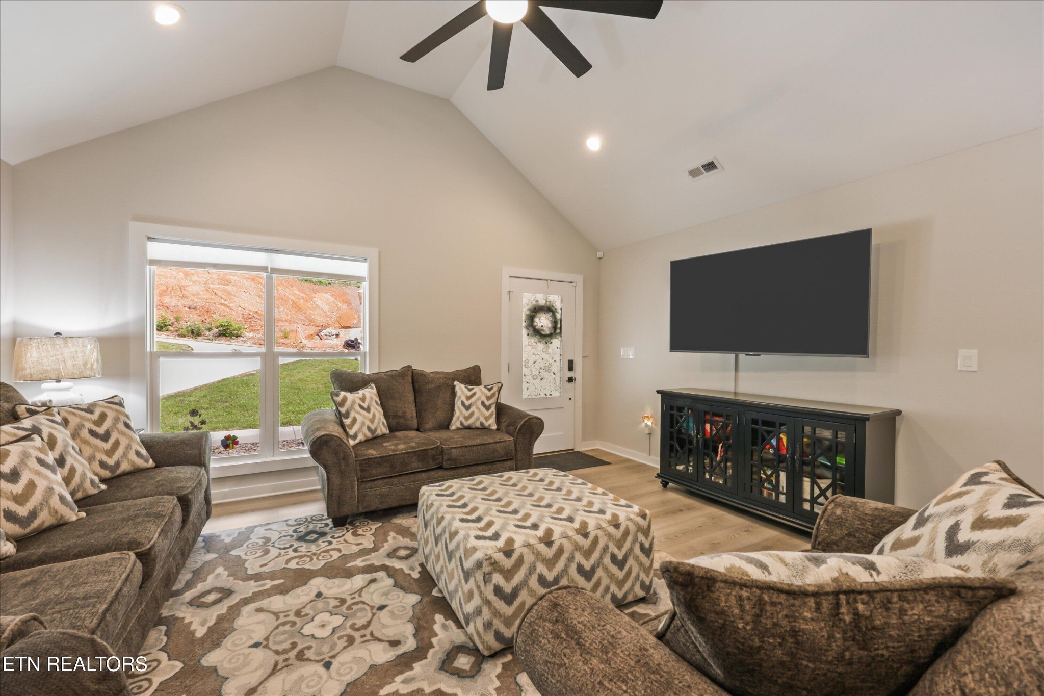 375 Signet Lane Maynardville, TN 37807 - Photo 3 of 22
