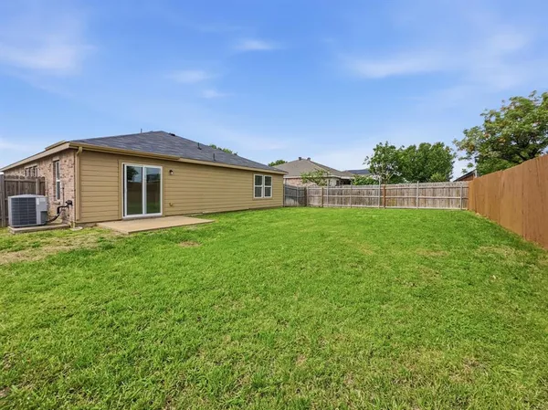 $265,000 | 1405 Eagles Nest Trail, Krum, TX 76249
