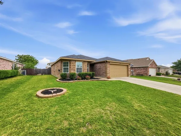 $265,000 | 1405 Eagles Nest Trail, Krum, TX 76249