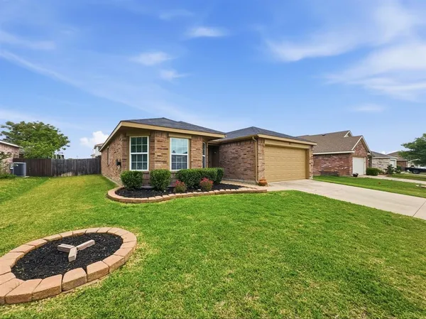 $265,000 | 1405 Eagles Nest Trail, Krum, TX 76249
