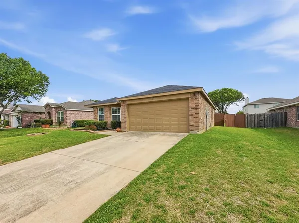 $265,000 | 1405 Eagles Nest Trail, Krum, TX 76249