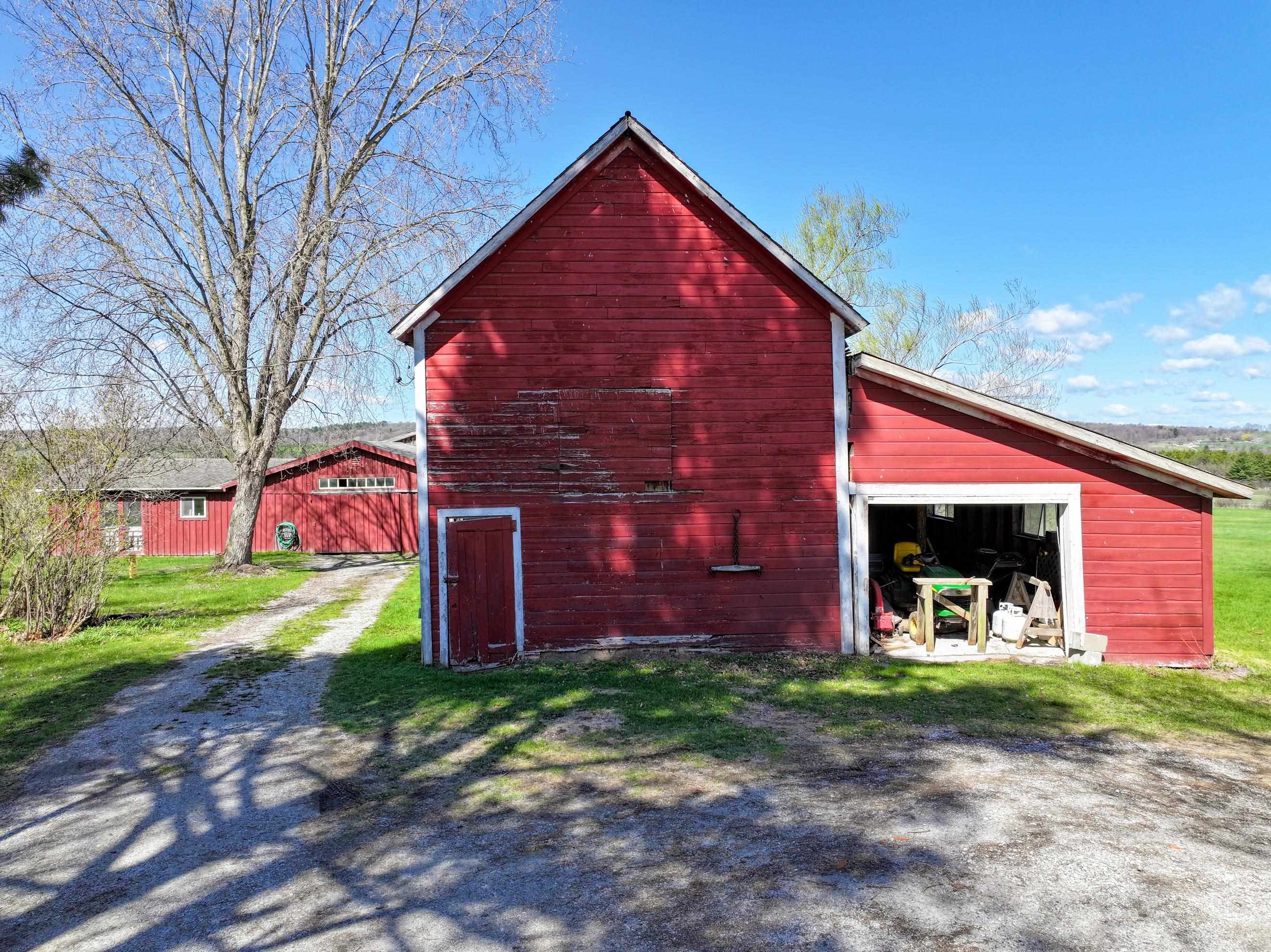 194 Old Sawmill Road Orwell, VT 05778 - Photo 6 of 58