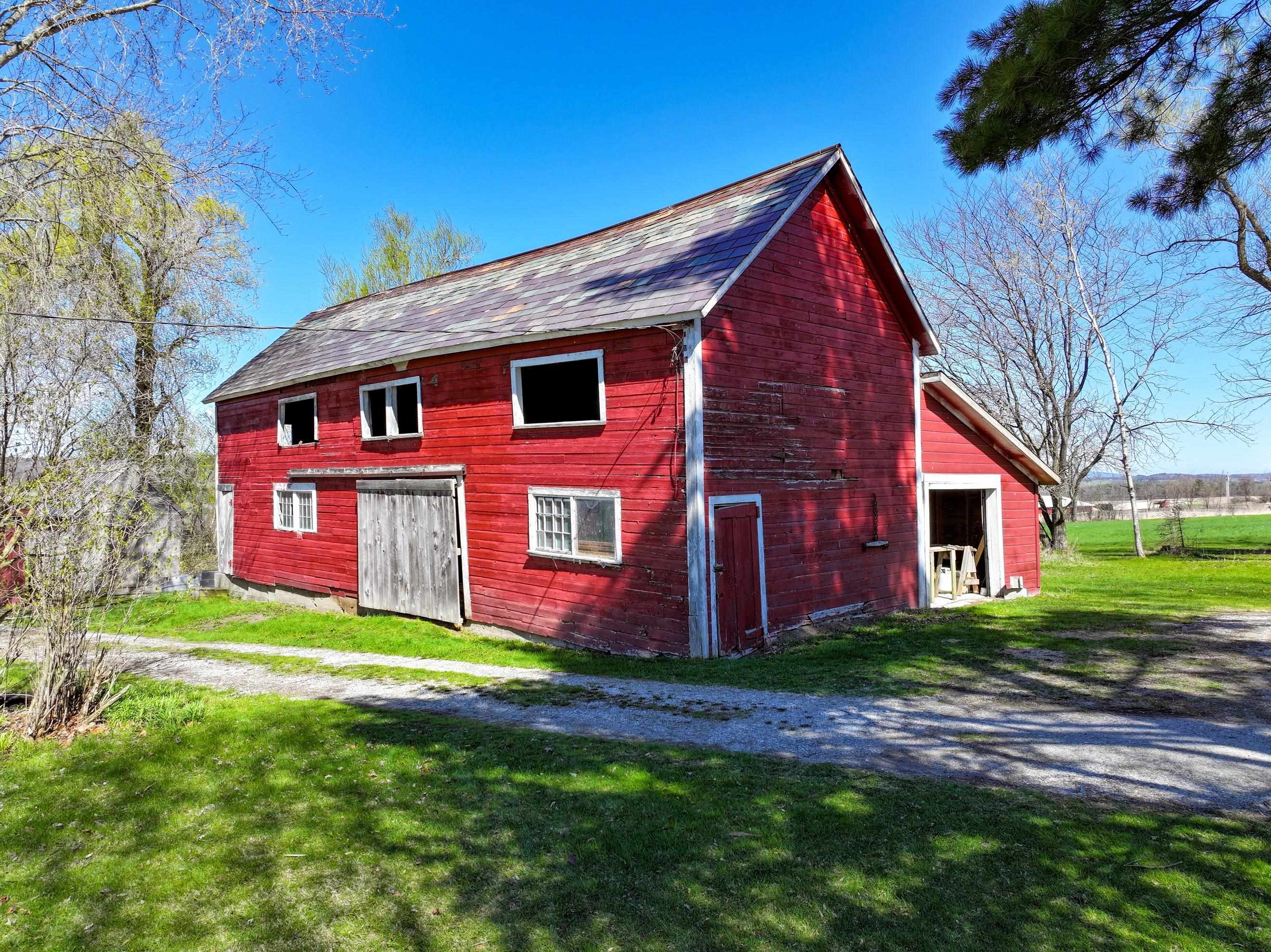 194 Old Sawmill Road Orwell, VT 05778 - Photo 7 of 58