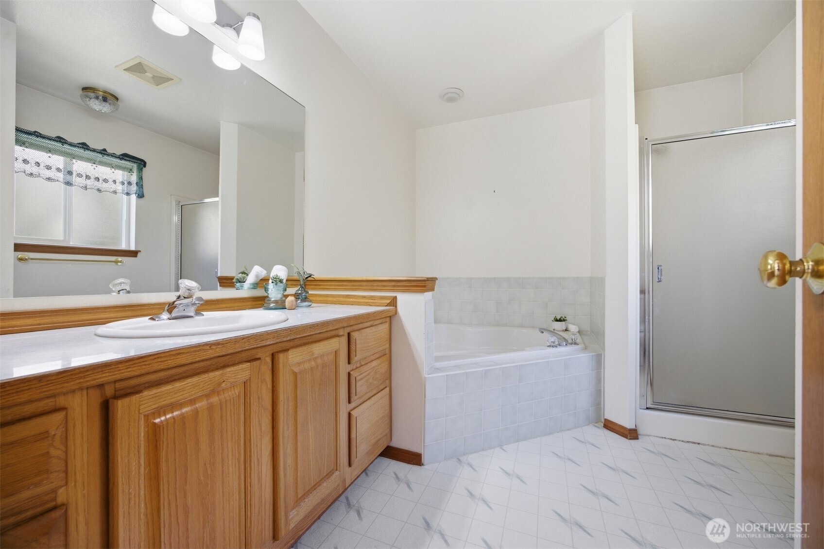 1608 Brookview Place Bellingham, WA 98229 - Photo 22 of 36