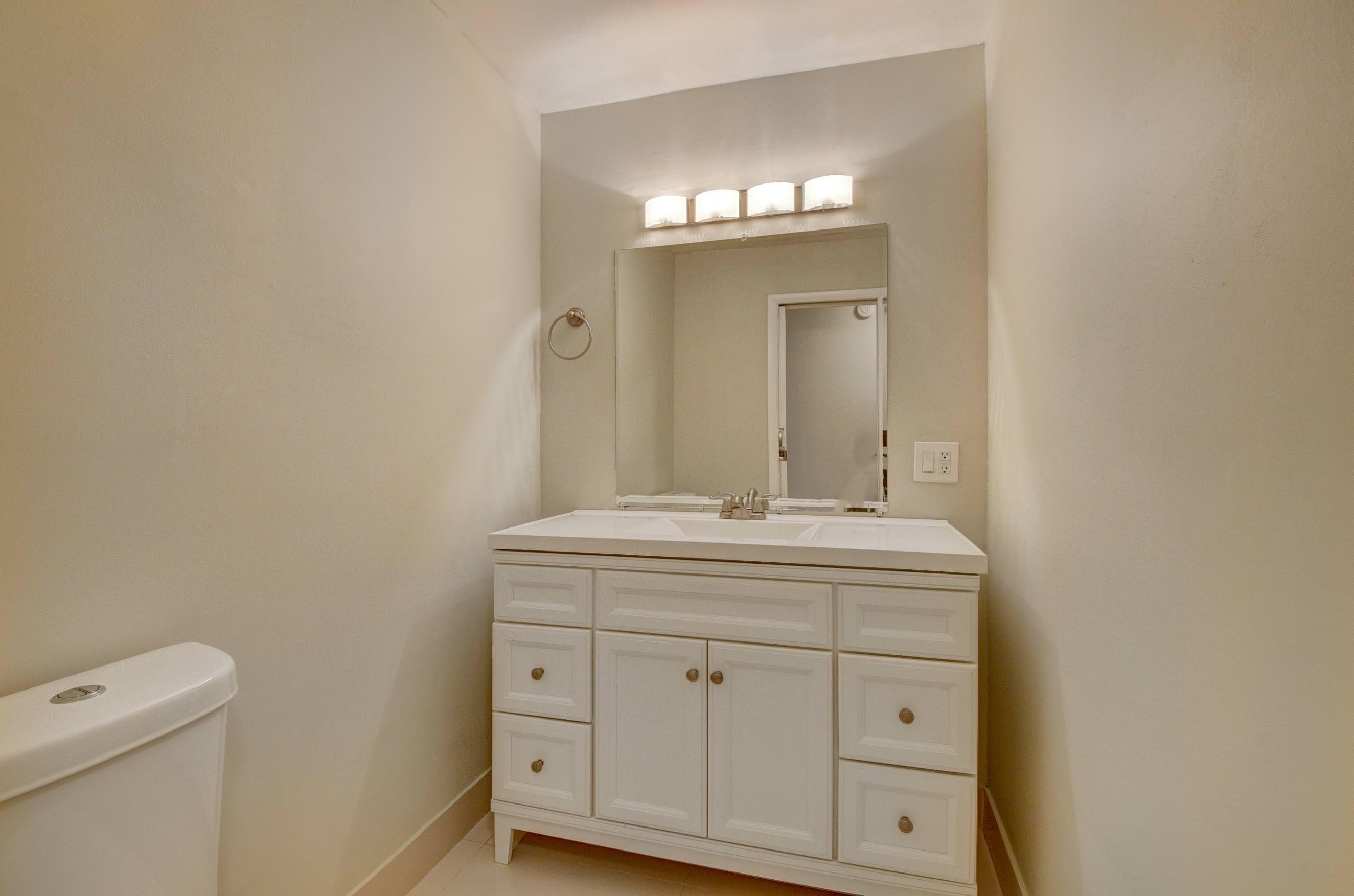 9713 Carousel Circle North Boca Raton, FL 33434 - Photo 26 of 33 26_dsc_1318_19_20_21_22