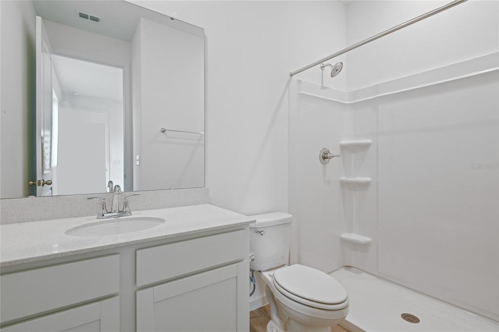 1035 Wisteria Way Dundee, FL 33838 - Photo 13 of 24