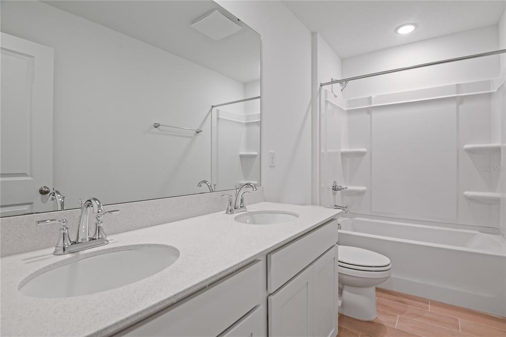 1035 Wisteria Way Dundee, FL 33838 - Photo 19 of 24