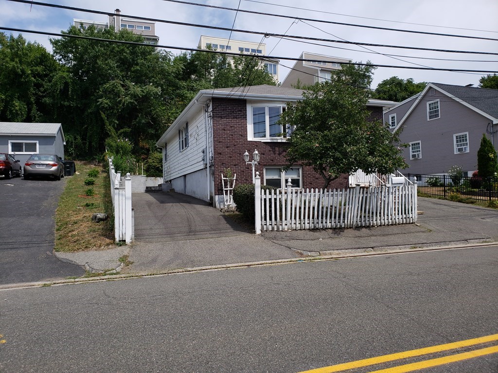 147 Fenno Street Revere, MA 02151 - Photo 2 of 34
