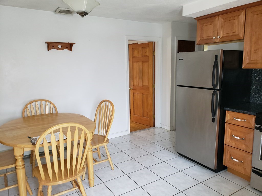 147 Fenno Street Revere, MA 02151 - Photo 9 of 34