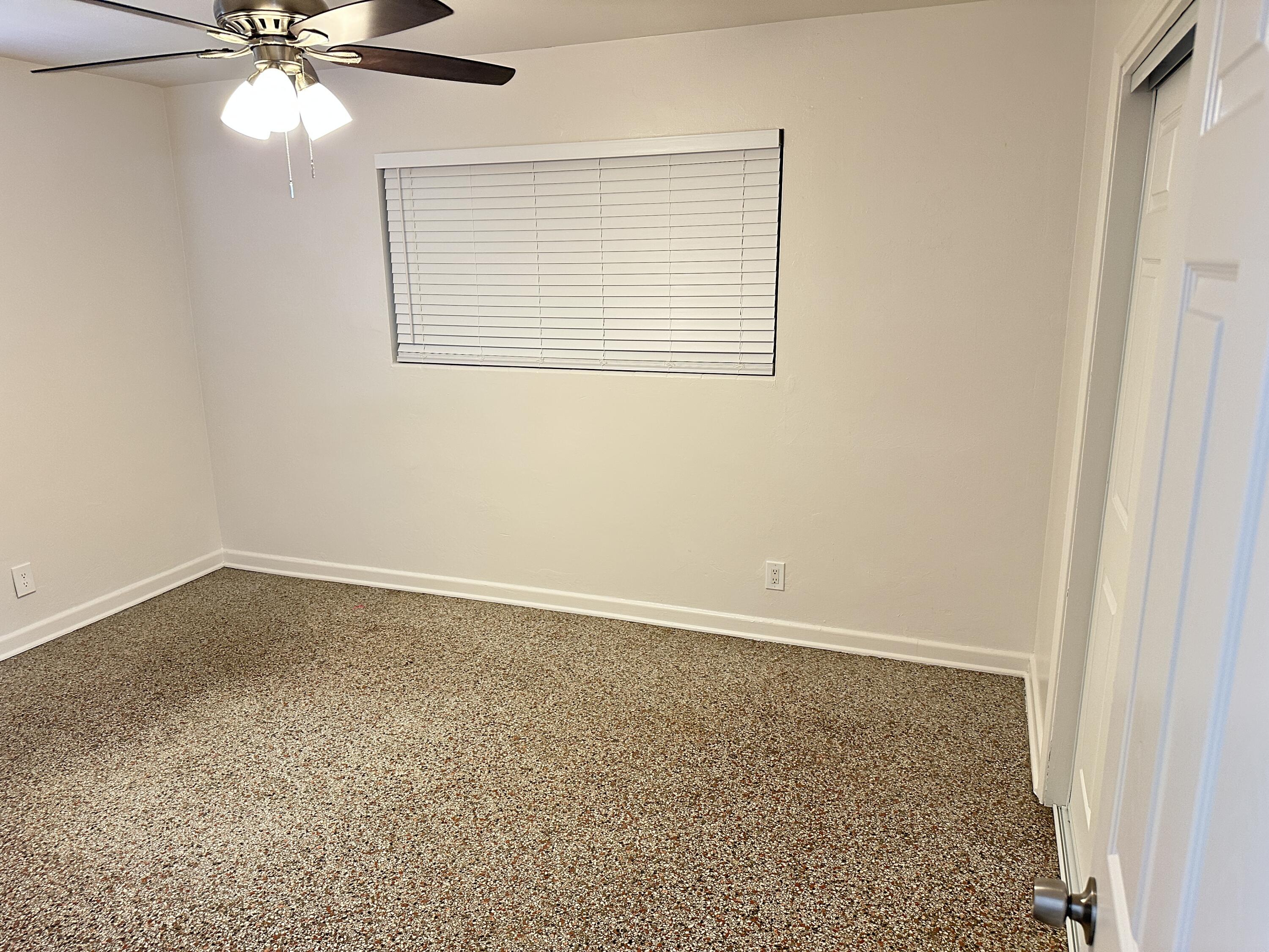527 Puritan Road, Unit 2 West Palm Beach, FL 33405 - Photo 10 of 13 IMG_9943