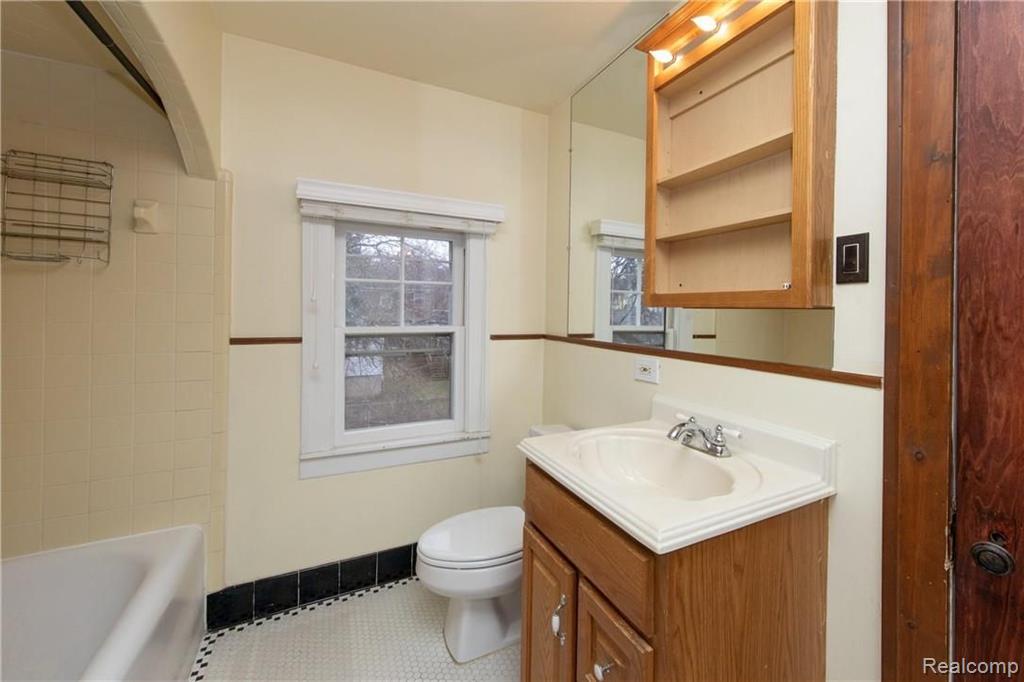 137 Chippewa Road Pontiac, MI 48341 - Photo 18 of 30