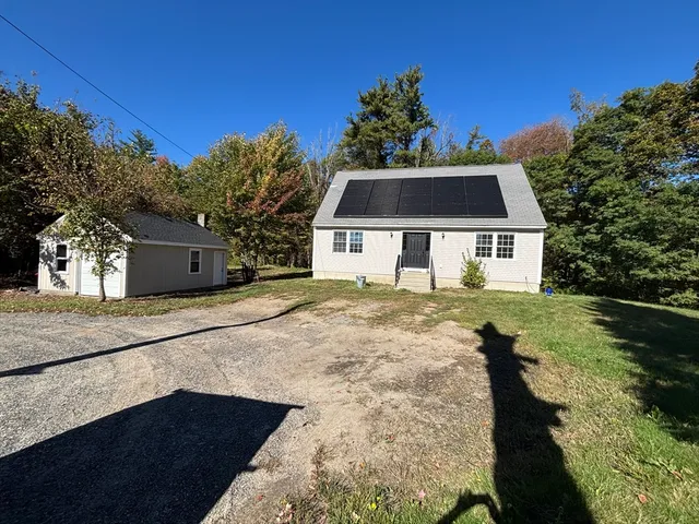 $564,000 | 2237 Main Street, Lancaster, MA 01523