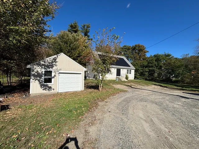 $564,000 | 2237 Main Street, Lancaster, MA 01523