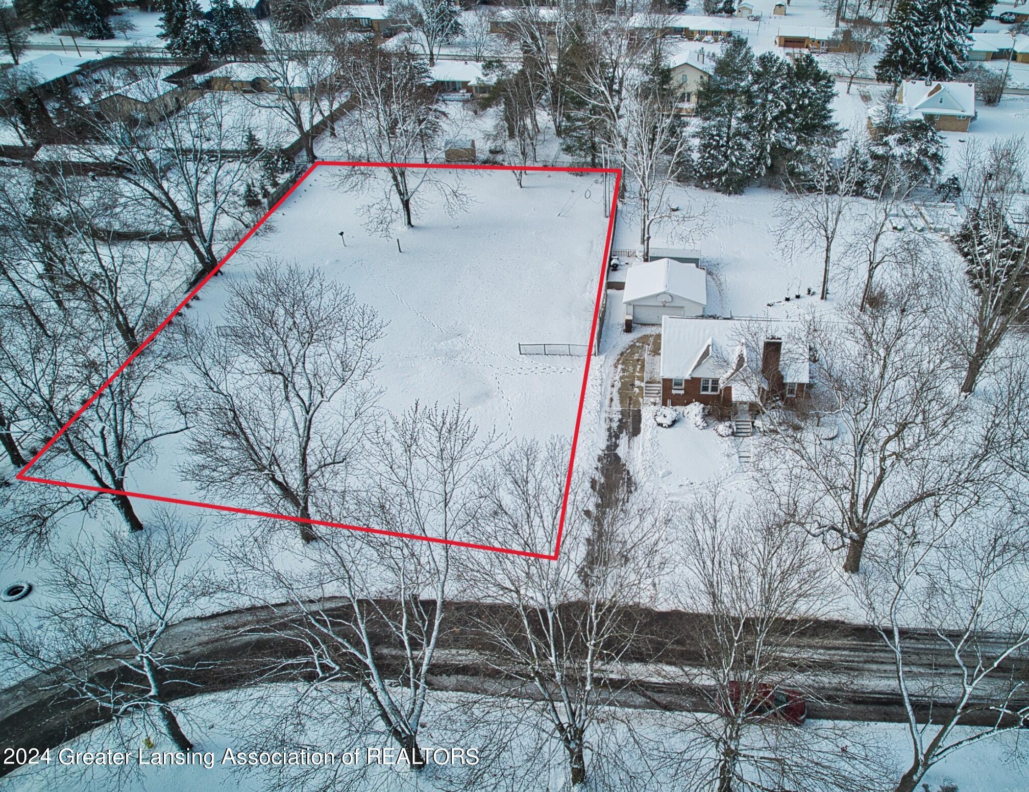 12087 West Greenfield Road Lansing, MI 48917 - Photo 4 of 8 2W.2