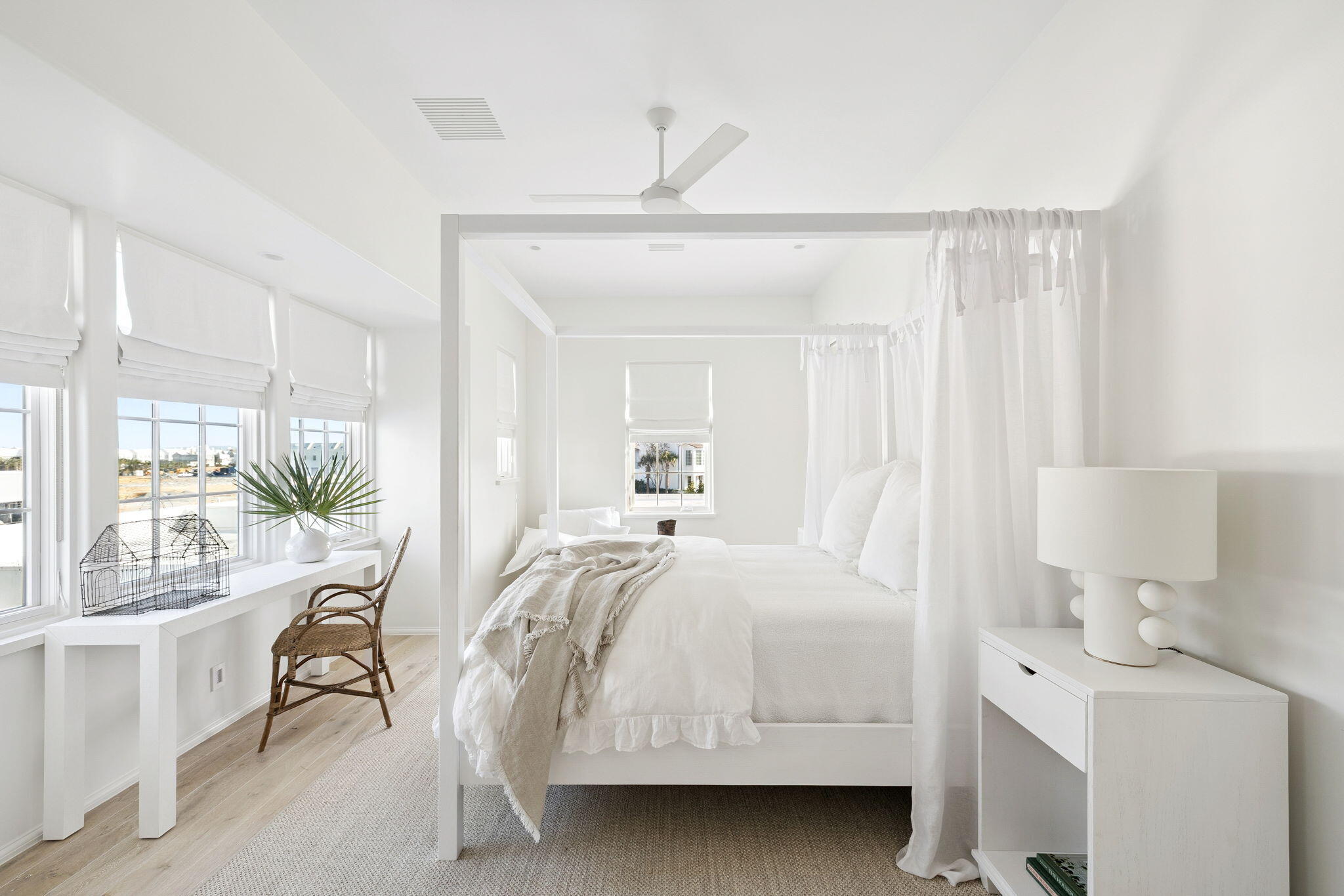 53 Portico Ln Inlet Beach Inlet Beach, FL 32461 - Photo 34 of 47 a bedroom with a bed and a table