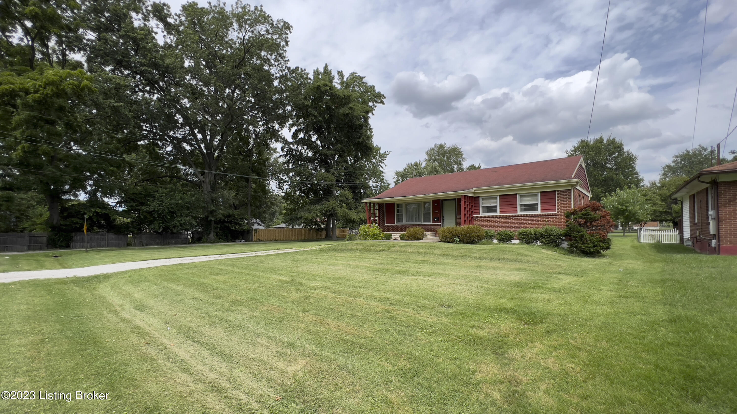 4601 Spen Lea Road Louisville, KY 40216 - Photo 42 of 48 4061 Spen Lea-39