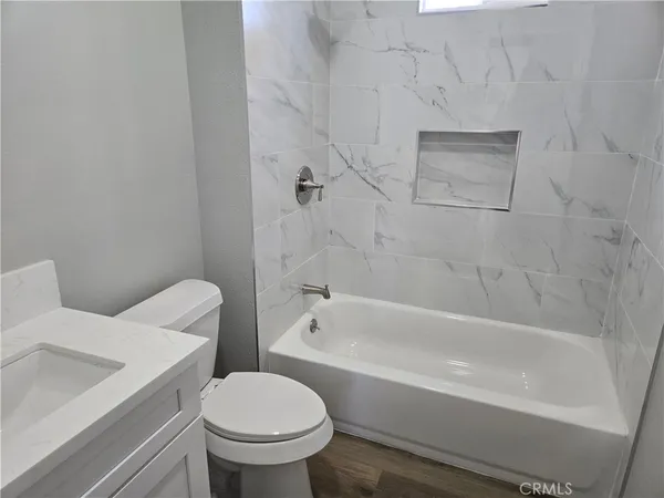 $3,000 | 577 West La Cadena Drive, Riverside, CA 92501