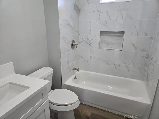 $3,500 | 577 West La Cadena Drive, Riverside, CA 92501