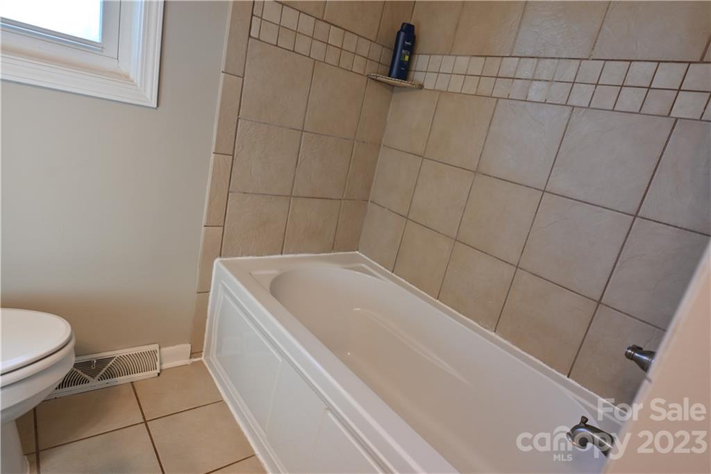2398 Providence Mill Road Newton, NC 28658 - Photo 18 of 29 Gallery Image 18