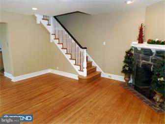 116 Kenilworth Road Merion Station, PA 19066 - Photo 4 of 11 Living Room
