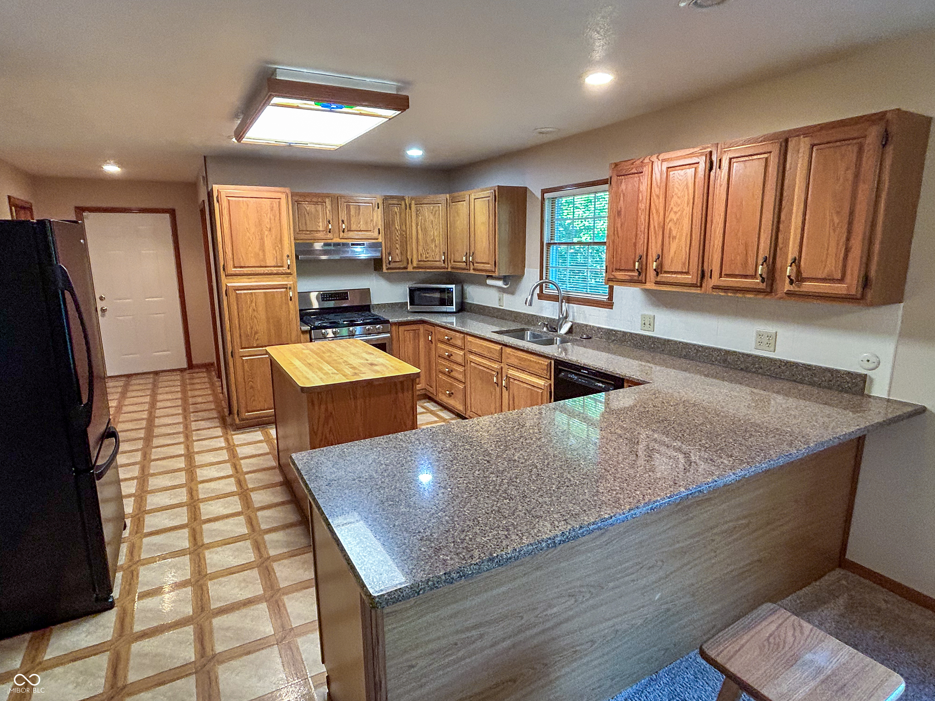 5488 North German Church Road Indianapolis, IN 46235 - Photo 12 of 54