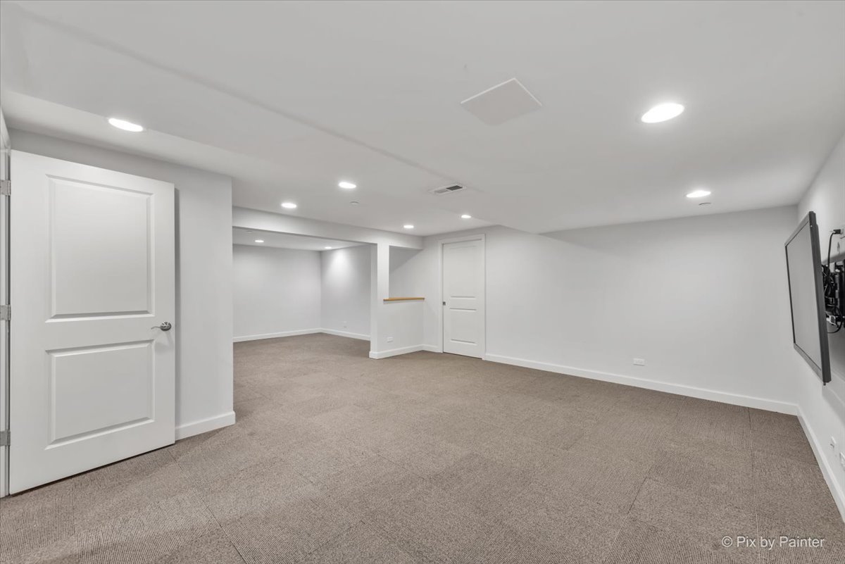2122 Shermer Road Glenview, IL 60026 - Photo 30 of 37 a view of an empty room