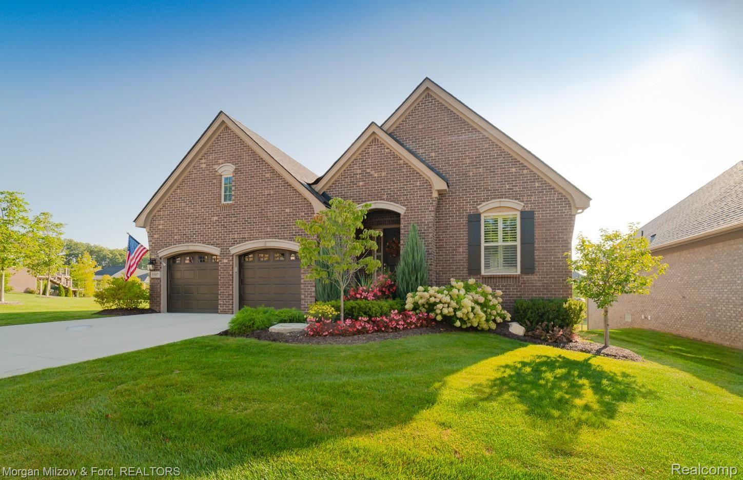 5507 Woodfall Road Clarkston, MI 48348 - Photo 2 of 39 5507 Woodfall-3.jpg