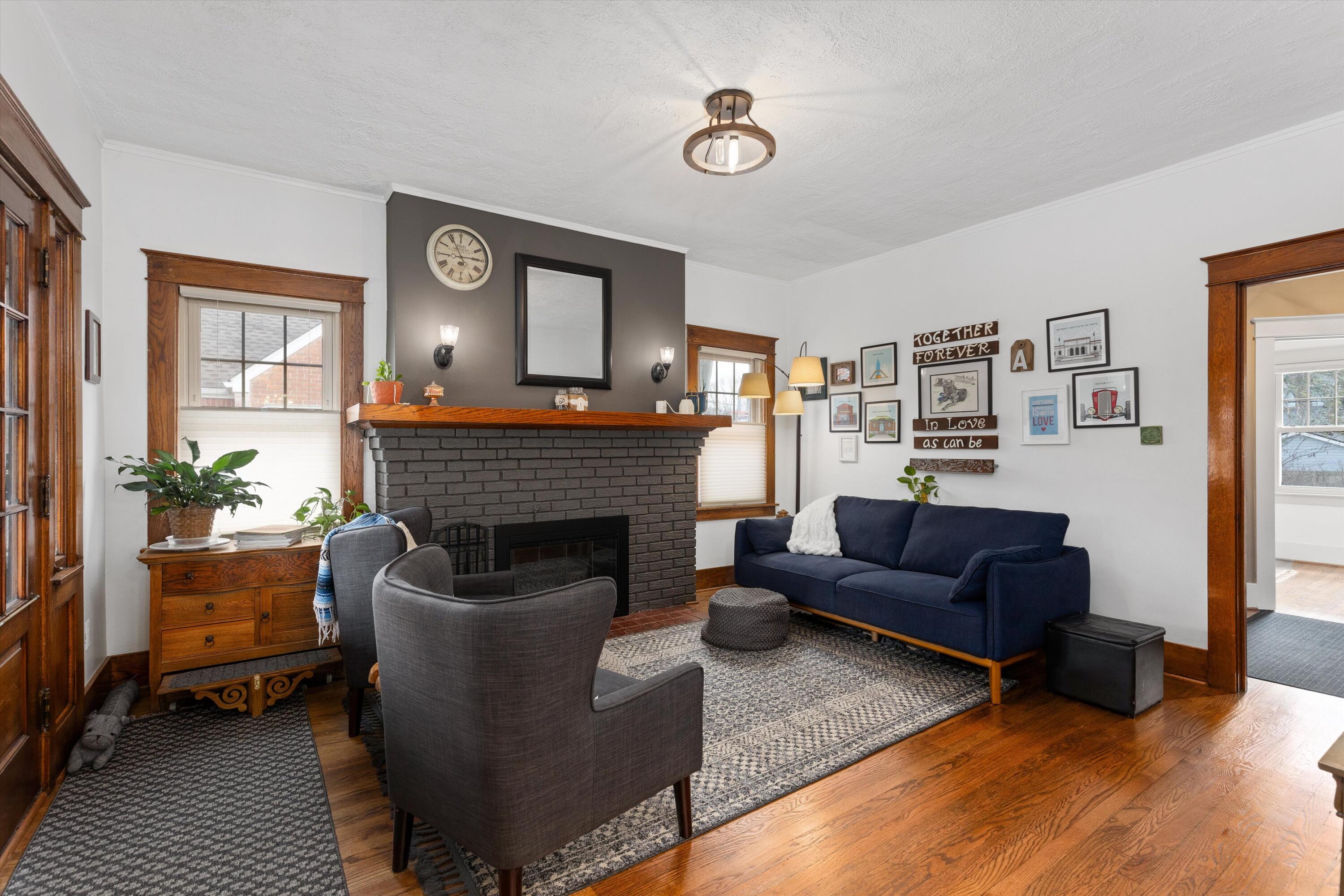 02-52 Devonshire Rd Pleasant Ridge 0007