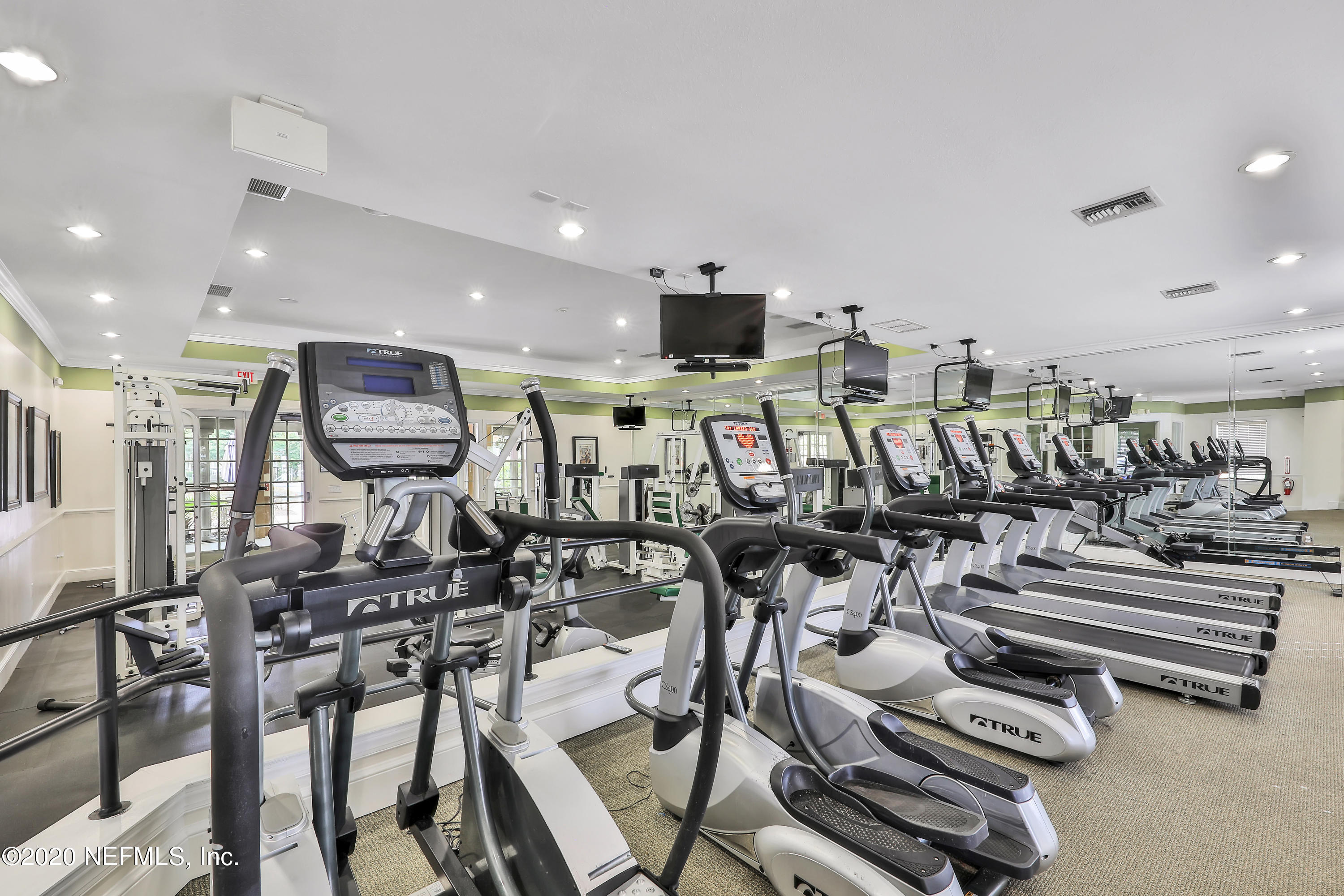 10075 Gate Parkway, Unit 1009 Jacksonville, FL 32246 - Photo 39 of 51 a view of a room with gym equipment