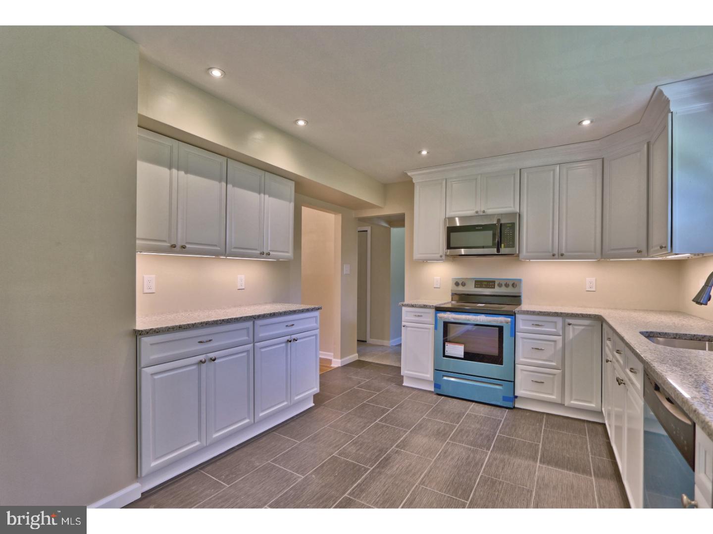 5 Old Town Road Cherry Hill, NJ 08034 - Photo 11 of 25 Gallery Image 11