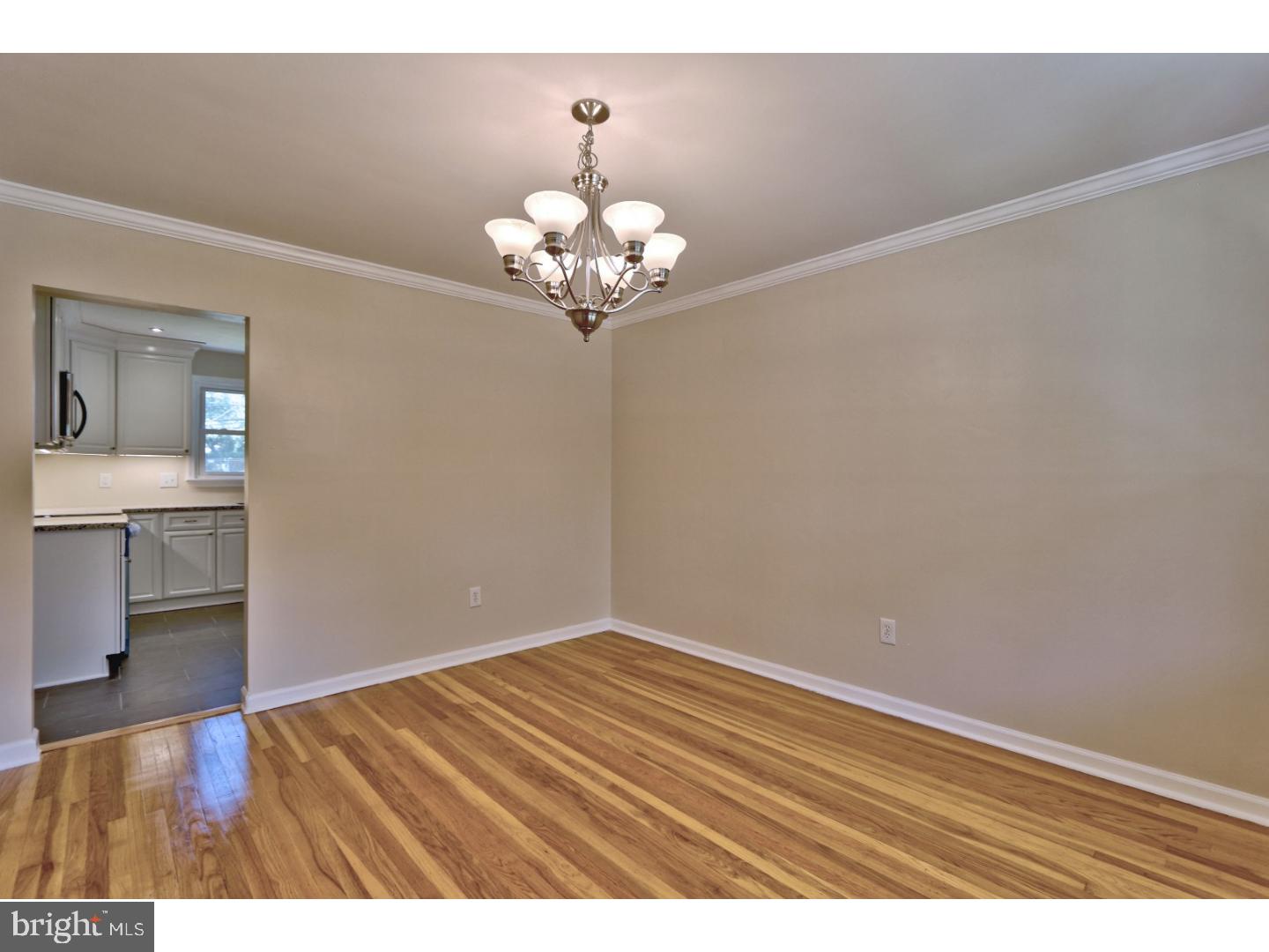 5 Old Town Road Cherry Hill, NJ 08034 - Photo 6 of 25 Gallery Image 6