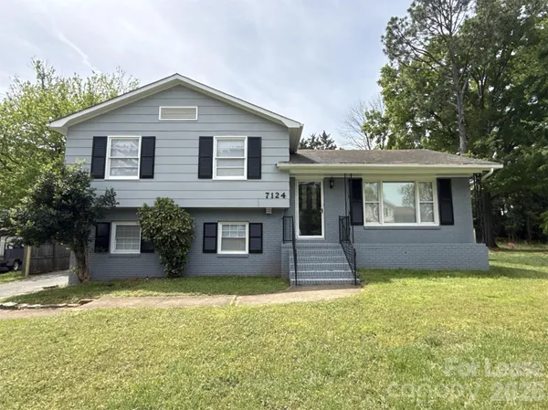 $2,450 | 7124 Starvalley Drive, Charlotte, NC 28210