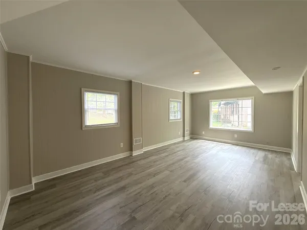 $2,450 | 7124 Starvalley Drive, Charlotte, NC 28210