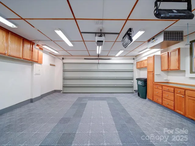 a view of a storage & utility room