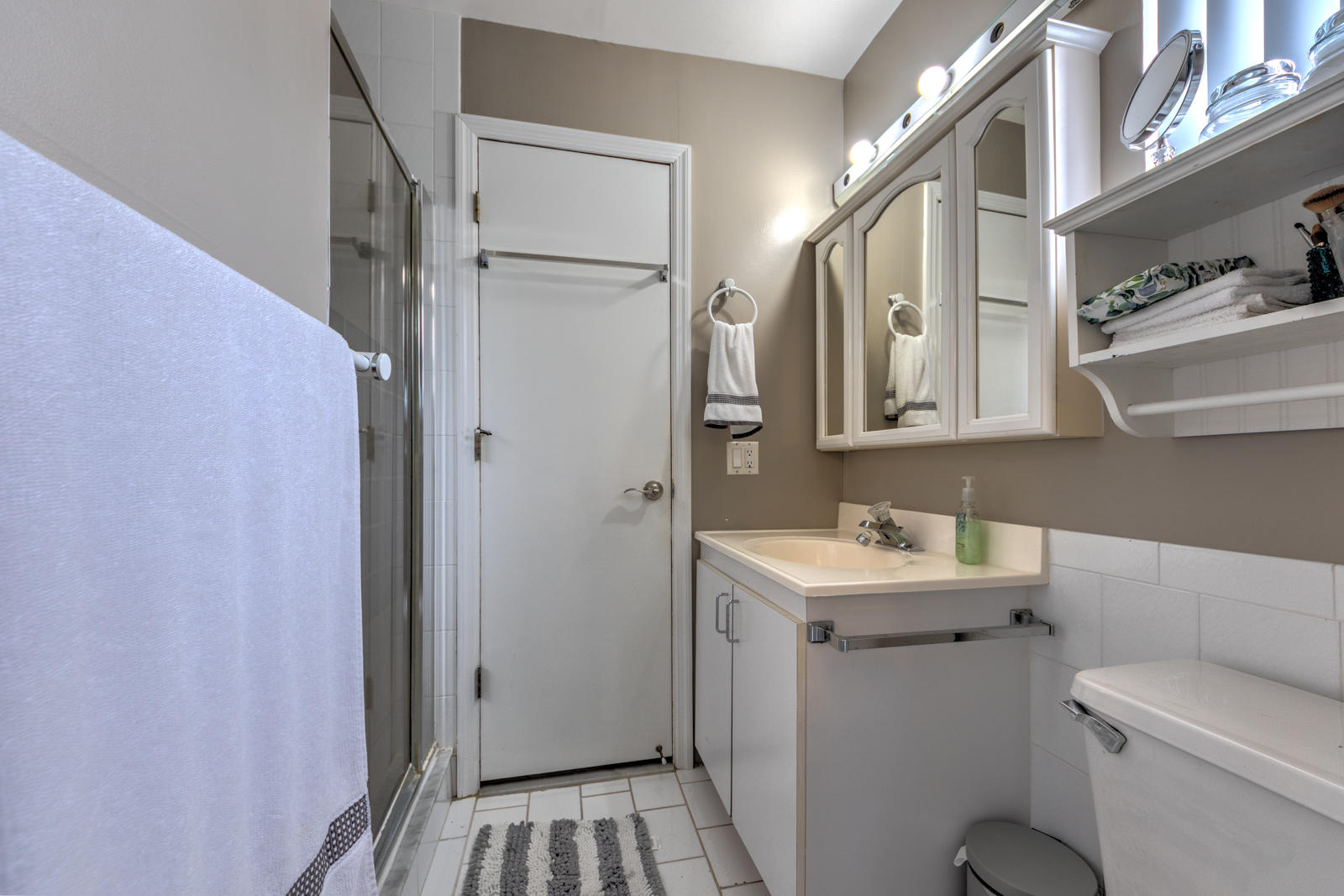 22199 Southwest 62nd Court Boca Raton, FL 33428 - Photo 8 of 26 0H1A0221_2_3_4_5