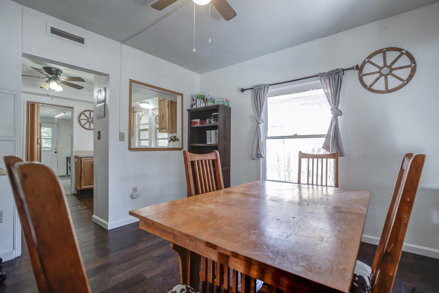 421 Lincoln Street Red Bluff, CA 96080 - Photo 10 of 41