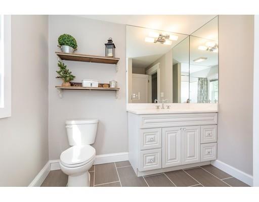 168 Dunstable Road Chelmsford, MA 01863 - Photo 13 of 27