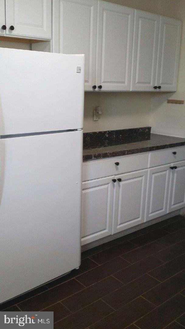237 Elm Street Northwest Washington, DC 20001 - Photo 4 of 7 a close view of a stove top oven